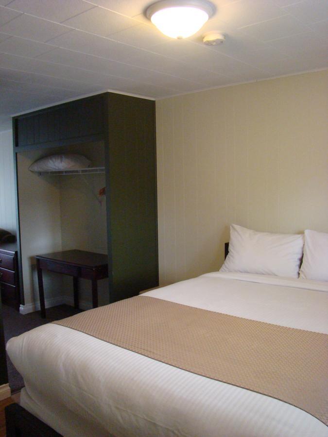 Paddock Inn Coleman Kültér fotó